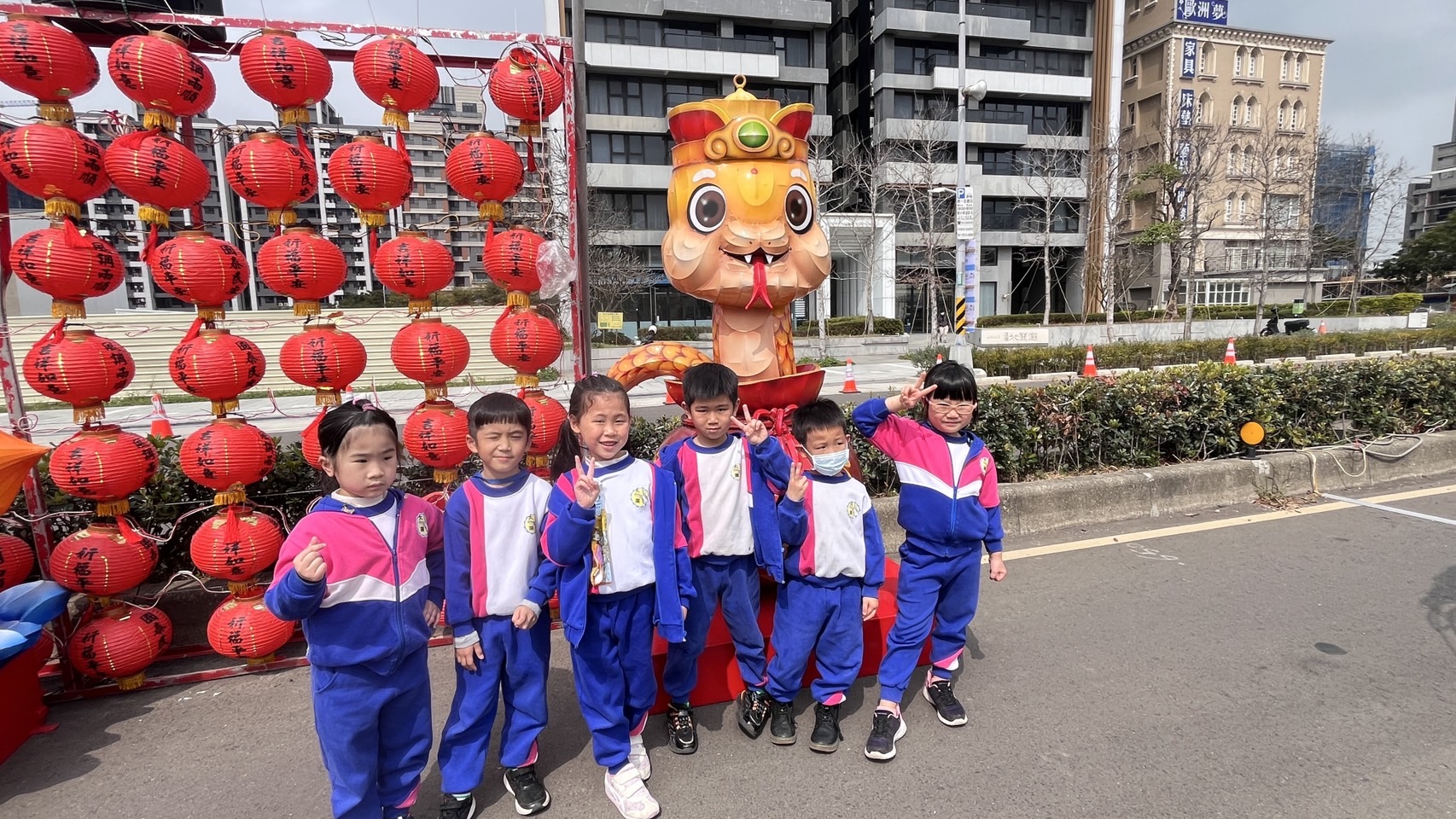 113(下)台灣燈會藝起看(孔雀、斑馬)