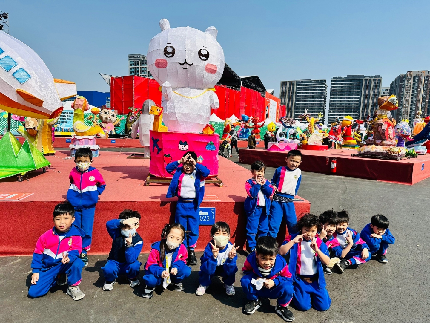 113(下)台灣燈會藝起看(孔雀、斑馬)