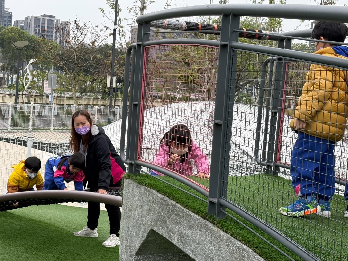 113(下)河濱公園走春