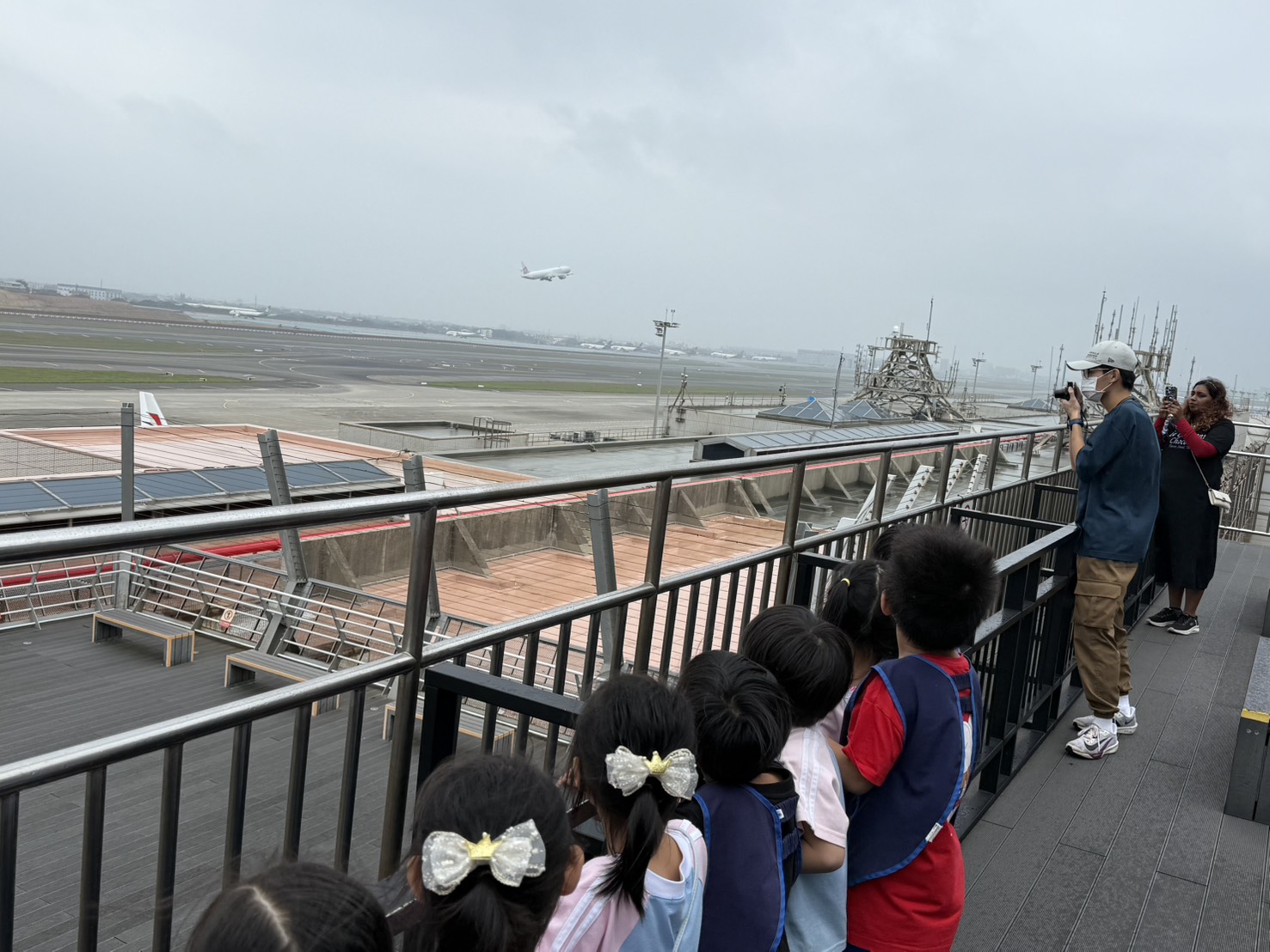 114上(大班)搭機捷去看飛機