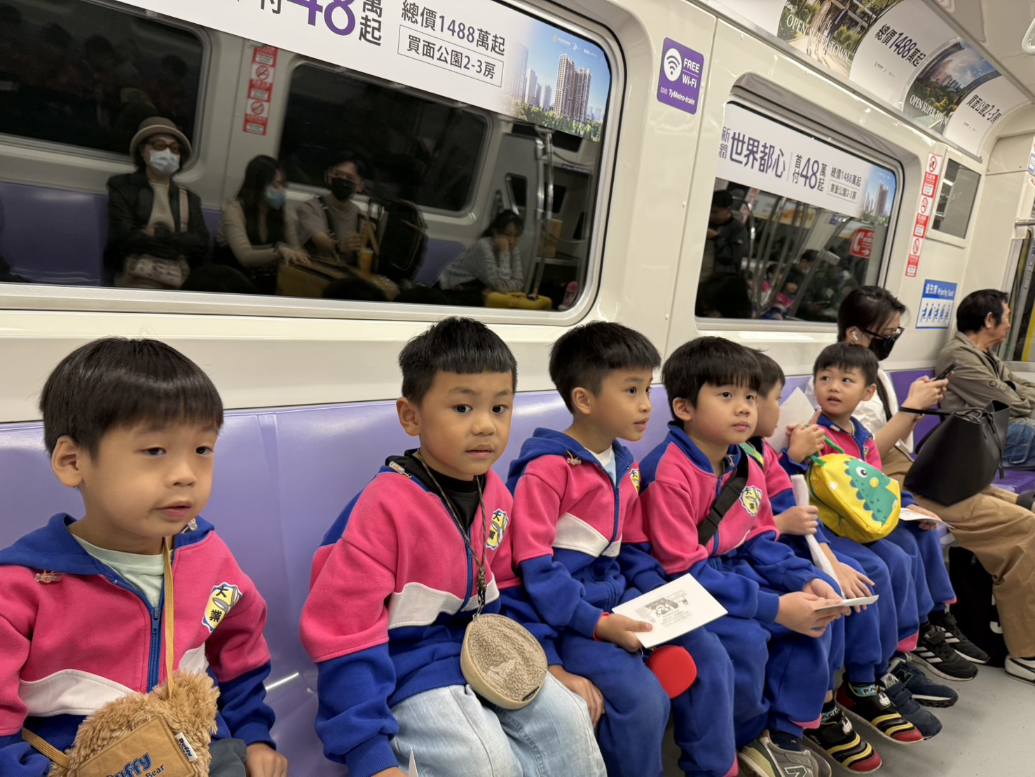 114上(大班)搭機捷去看飛機